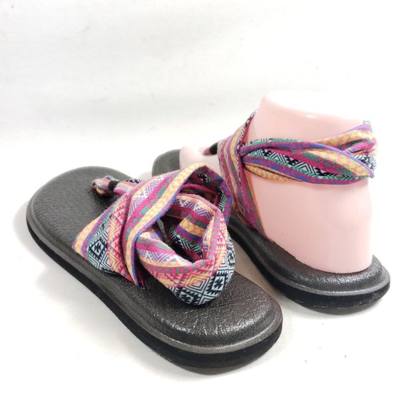 Sanuk Womens Yoga Sling 2 Sandals Size 8 Multicolor Tribal Straps & Black Soles - Picture 4 of 9